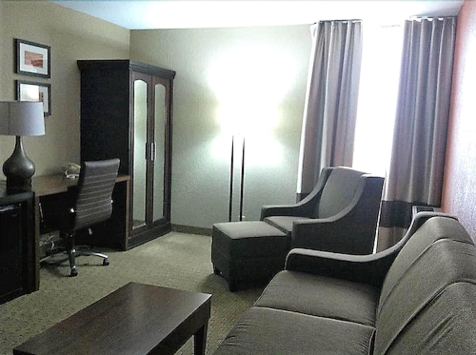 Comfort Inn & Suites Evansville Airport Exteriör bild