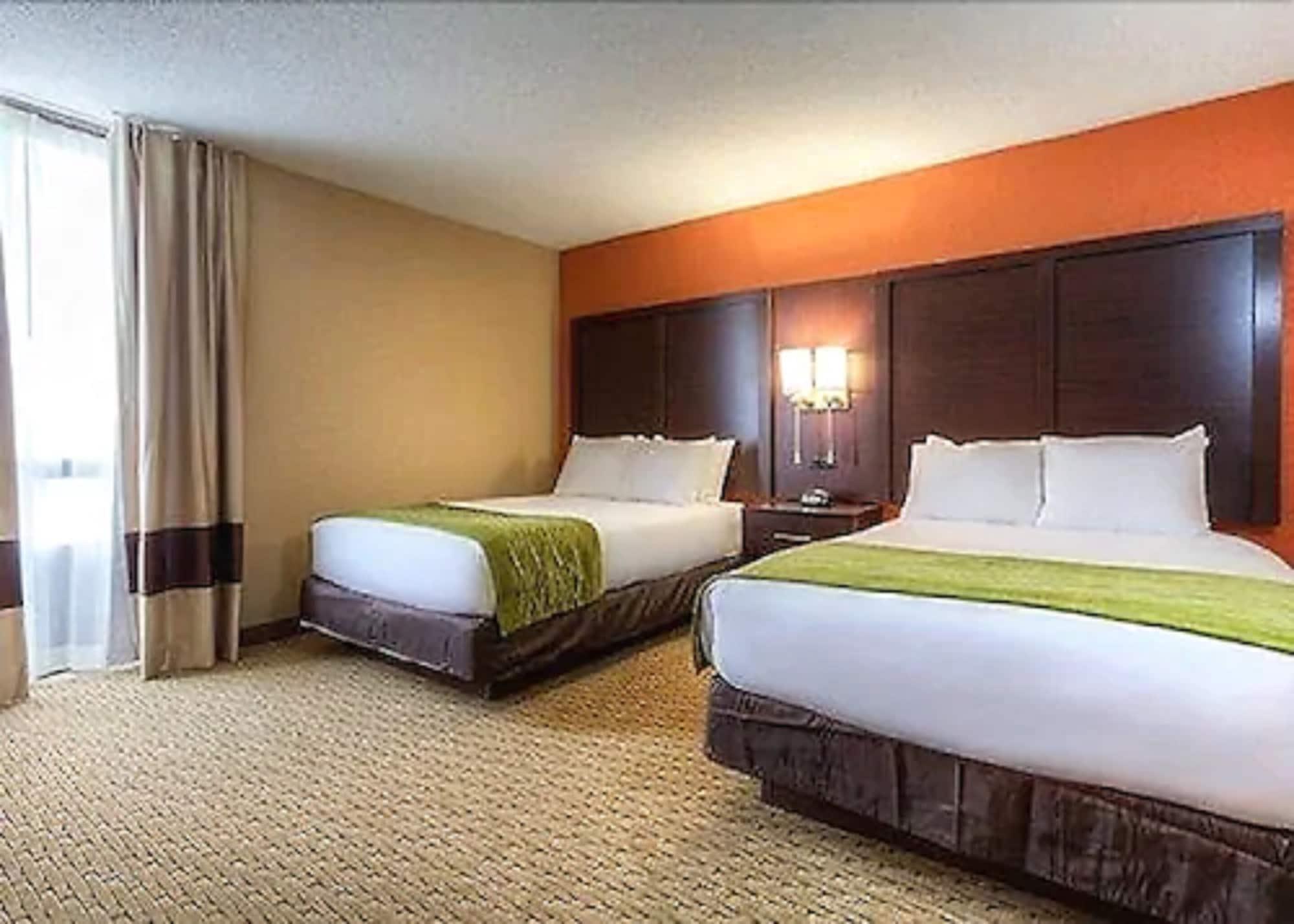 Comfort Inn & Suites Evansville Airport Exteriör bild