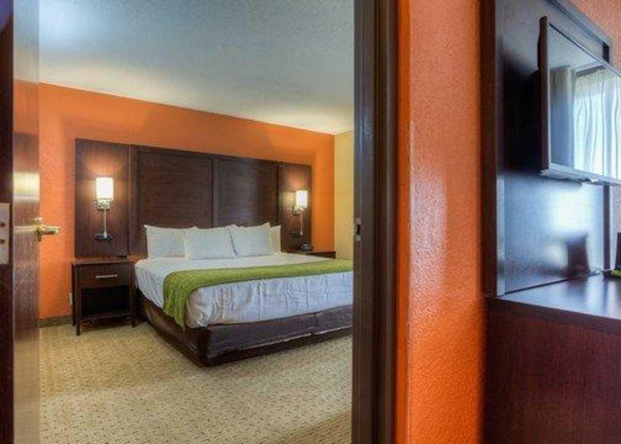 Comfort Inn & Suites Evansville Airport Exteriör bild
