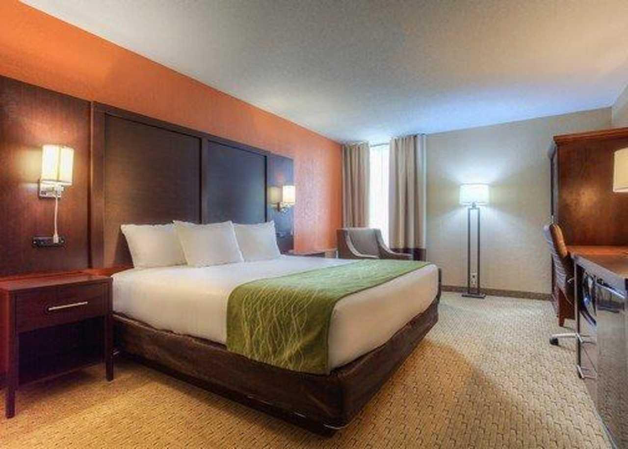 Comfort Inn & Suites Evansville Airport Exteriör bild