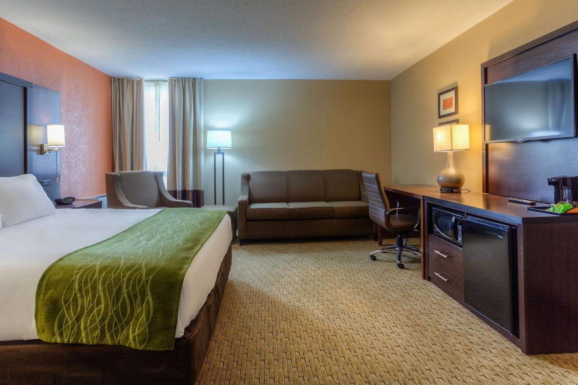 Comfort Inn & Suites Evansville Airport Exteriör bild