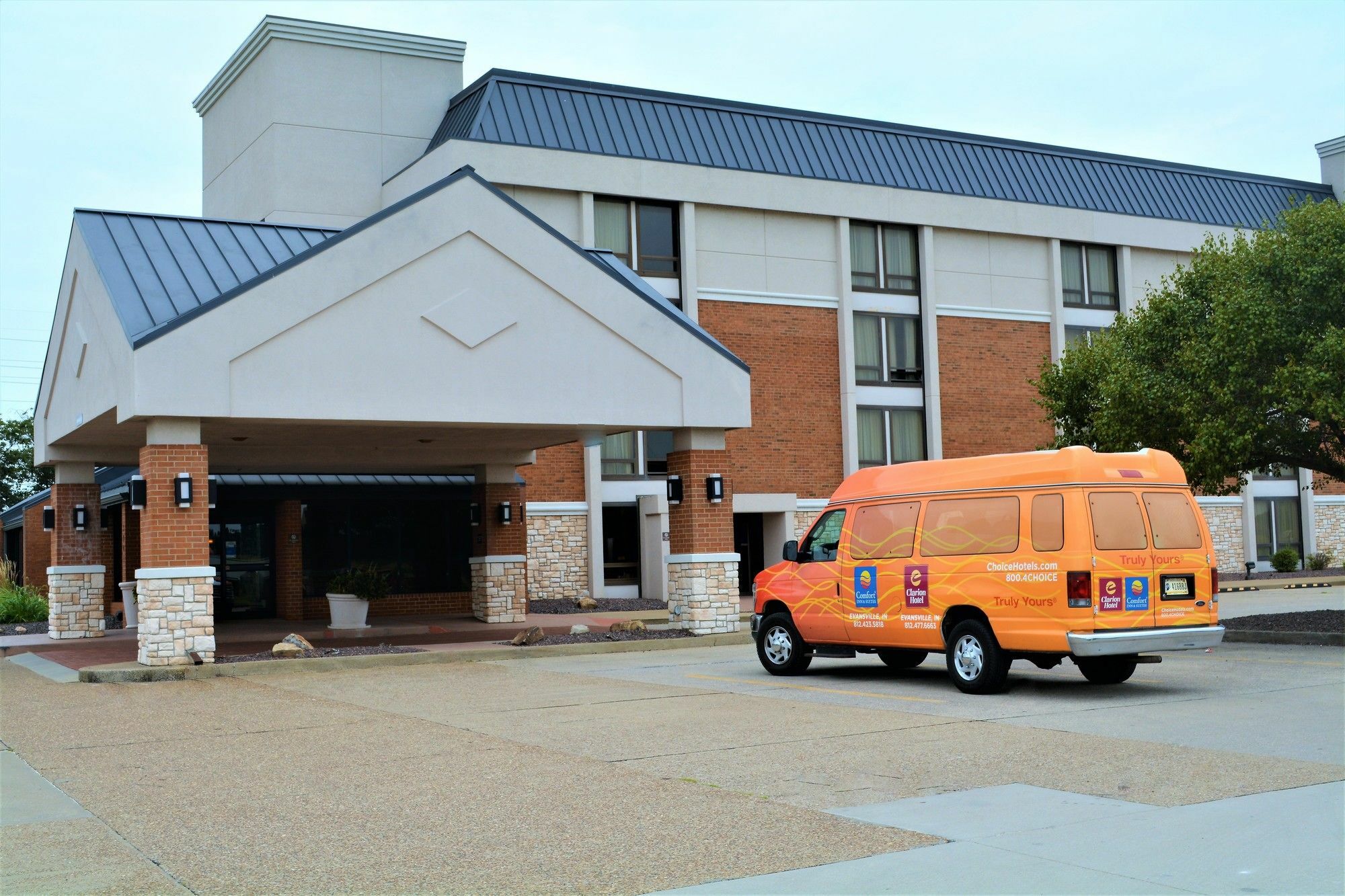 Comfort Inn & Suites Evansville Airport Exteriör bild